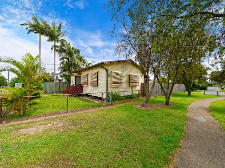 36 Higlett Street, Scarborough QLD 4020