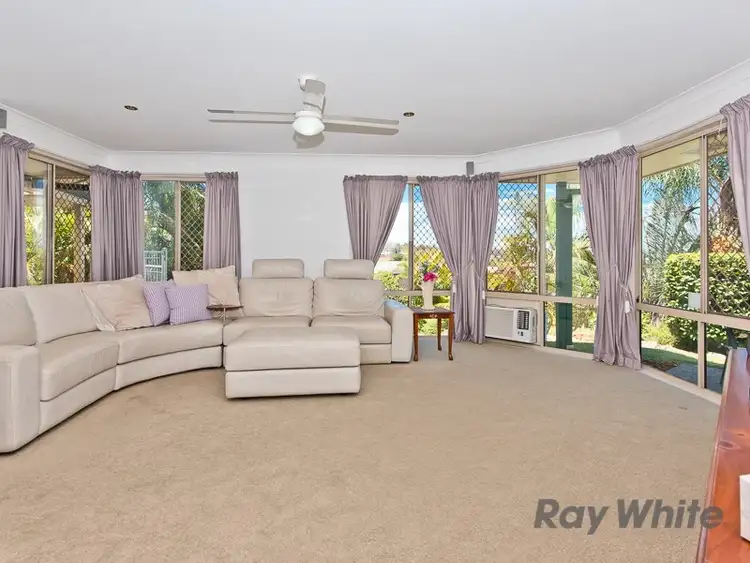 Sixth view of Homely house listing, 2 Janet Place, Arana Hills QLD 4054