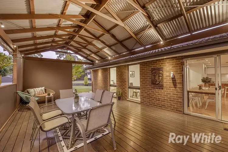 9 Grant Drive, Bayswater North VIC 3153