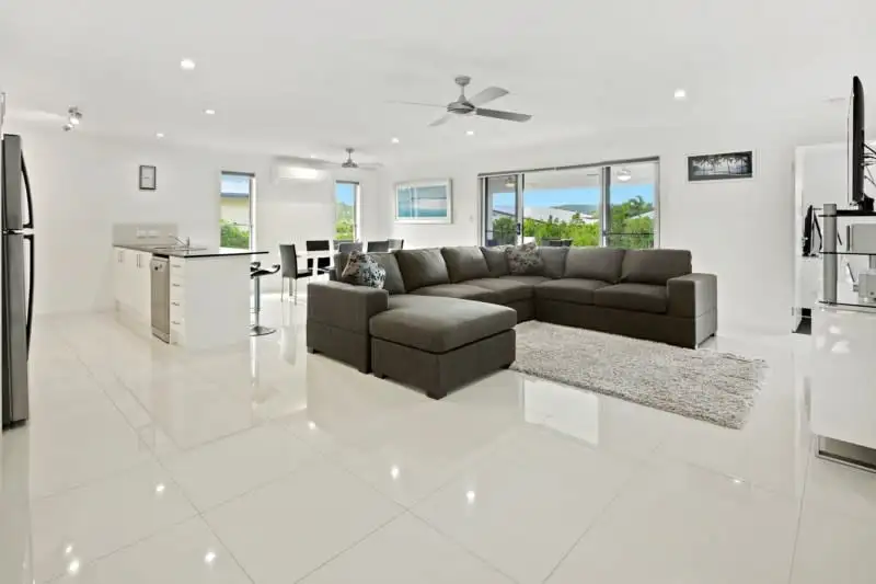 Main view of Homely house listing, 5 Flinders Court, Cannonvale QLD 4802