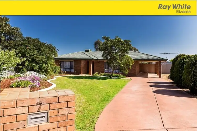 7 Seville Court, Craigmore SA 5114