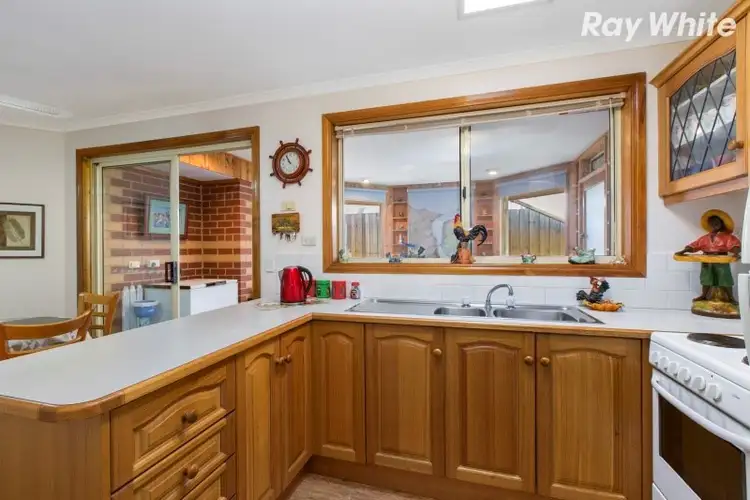 Sixth view of Homely house listing, 1/14 Sherriff Rise, Pakenham VIC 3810
