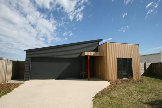 11 Waldorf Road, Cowes VIC 3922