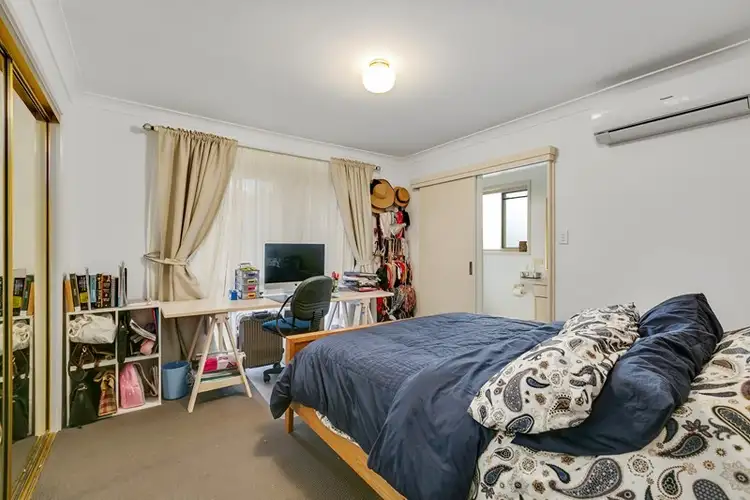 Seventh view of Homely house listing, 2 Langer Place, Arundel QLD 4214