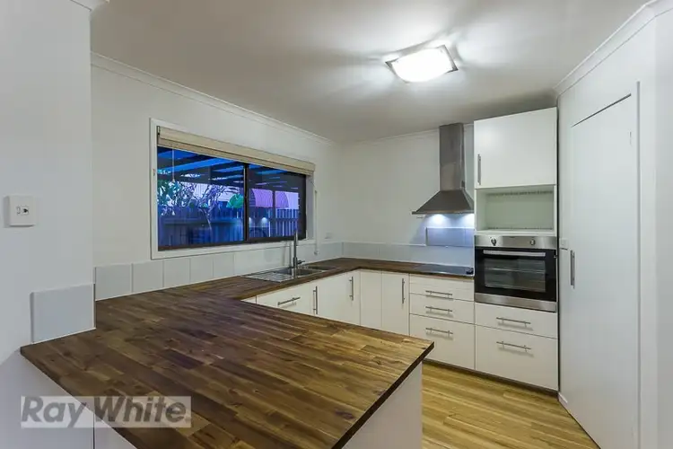 7 Carol Street, Redland Bay QLD 4165