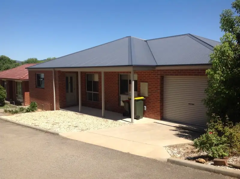 Main view of Homely unit listing, Unit 6, 5 Halls Road, Myrtleford VIC 3737
