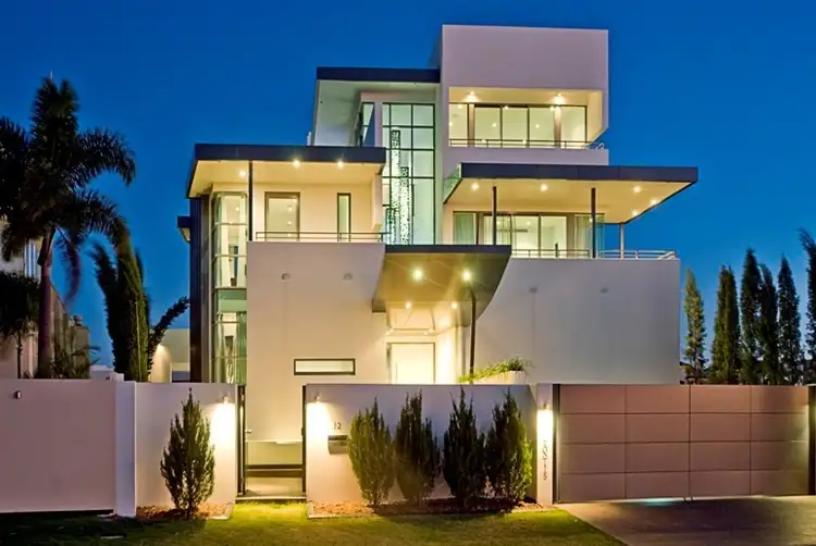 12 Knightsbridge Parade West, Sovereign Islands QLD 4216