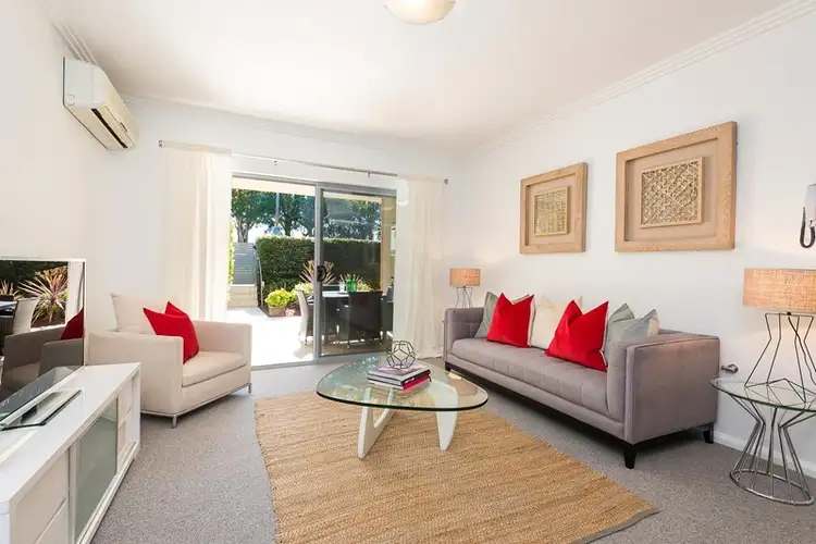 Main view of Homely unit listing, 8/32-40 Sailors Bay Road, Northbridge NSW 2063