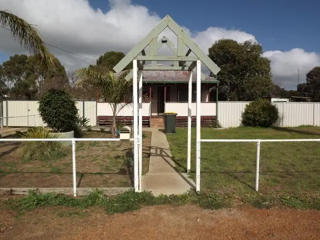 119 Ensign Street, Narrogin WA 6312
