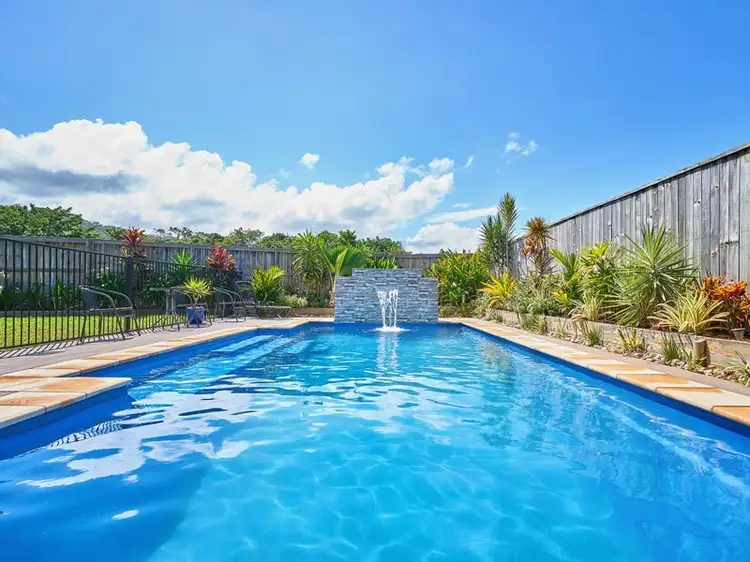 39 Seaways Street, Trinity Beach QLD 4879