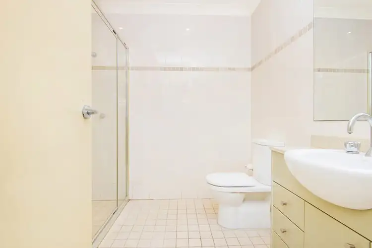 Fifth view of Homely apartment listing, 5/28-32 Sturdee Parade, Dee Why NSW 2099