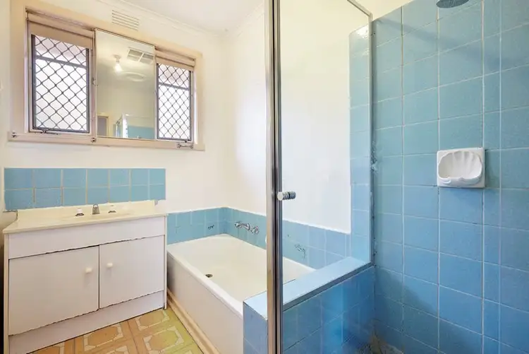 Sixth view of Homely unit listing, 4/15 Taylor Street, Oakleigh VIC 3166