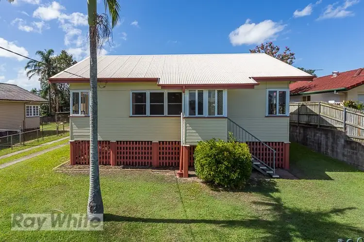 Second view of Homely house listing, 19 Viminal Hill Crescent, Seven Hills QLD 4170