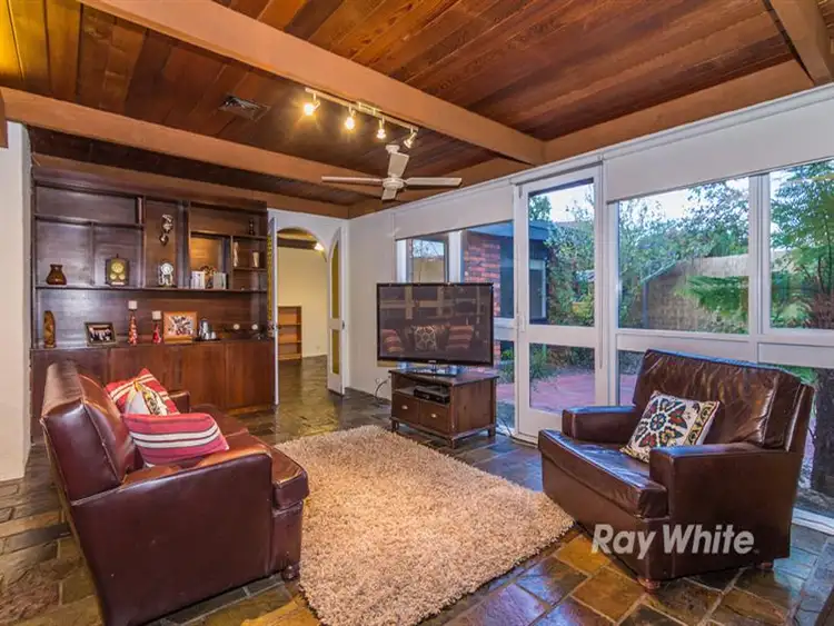 Fifth view of Homely house listing, 9 Gymea Court, Keysborough VIC 3173