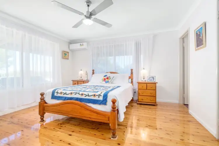 Fifth view of Homely house listing, 21 Glassford Vista, Glenfield WA 6532