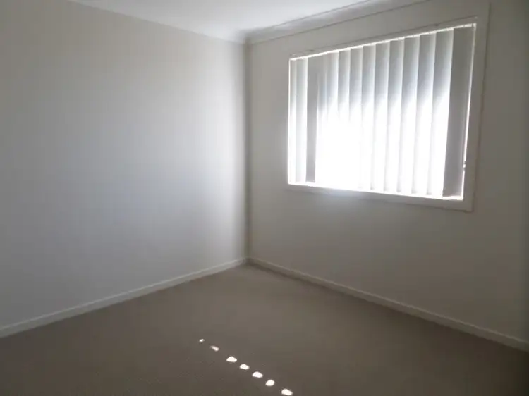 Fifth view of Homely house listing, 33 Follet Avenue, Middleton Grange NSW 2171