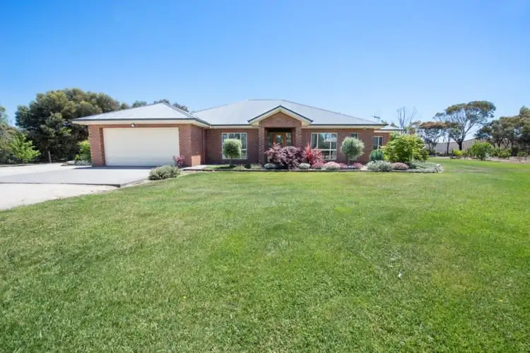 7 Yvonne Close, Swan Hill VIC 3585