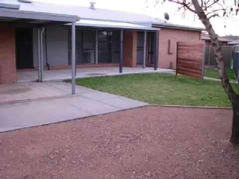 2/8 Conifer Close, Yarrawonga VIC 3730