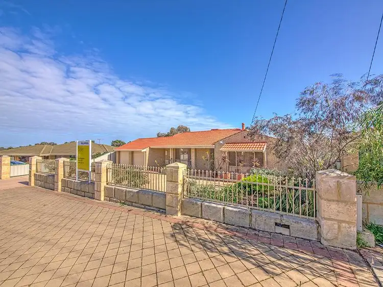 7 Envall Rise, Marangaroo WA 6064