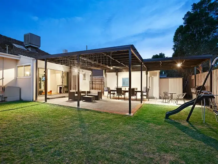 Seventh view of Homely house listing, 8 Ross Street, Huntingdale VIC 3166