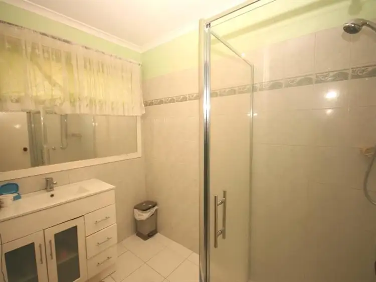 Fifth view of Homely house listing, 104 Kings Road, St Albans VIC 3021