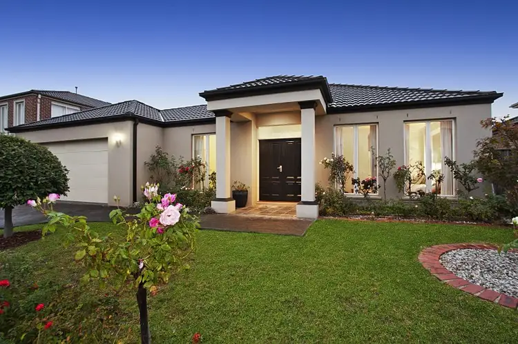 66 Langhorne Crescent, Rowville VIC 3178