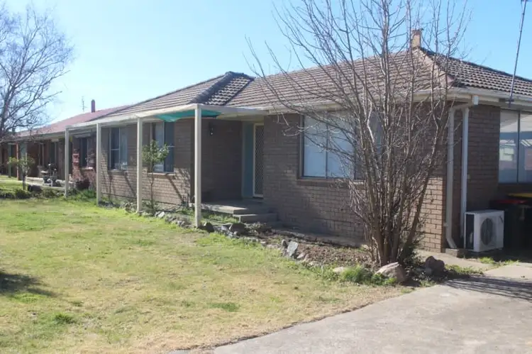 34 Cutler Avenue, Cootamundra NSW 2590
