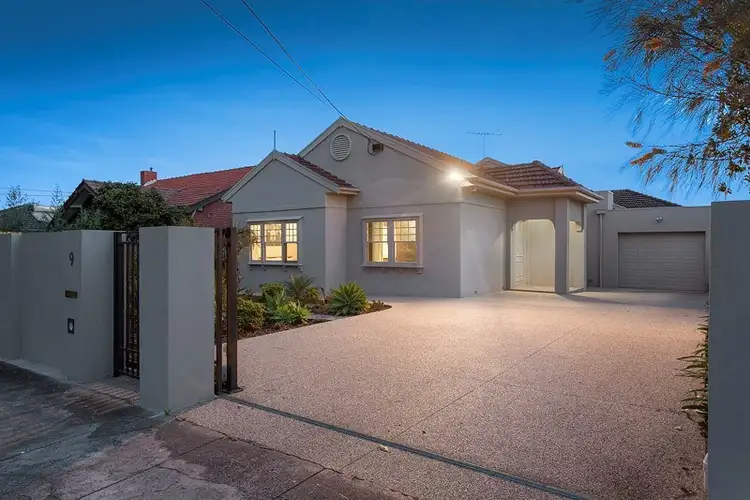9 Hawson Avenue, Glen Huntly VIC 3163