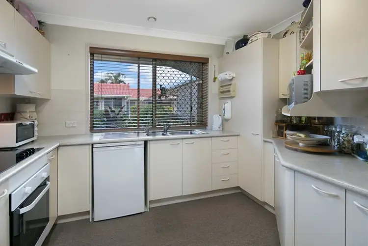 Second view of Homely townhouse listing, 7/1952 Wynnum Road, Wynnum West QLD 4178