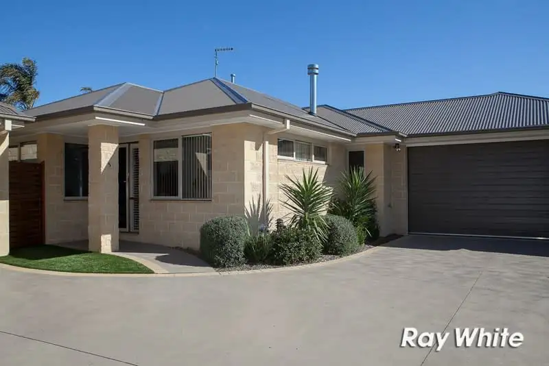Main view of Homely townhouse listing, 5/1119 Frankston-Flinders Road, Somerville VIC 3912