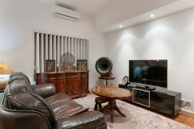 Fifth view of Homely townhouse listing, 3/81 St Vigeons Road, Reservoir VIC 3073
