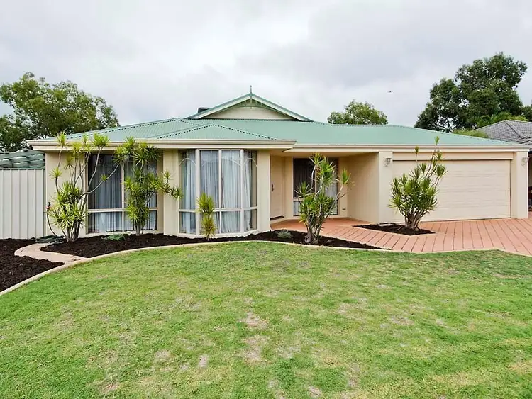 22 Brookside Square, Canning Vale WA 6155