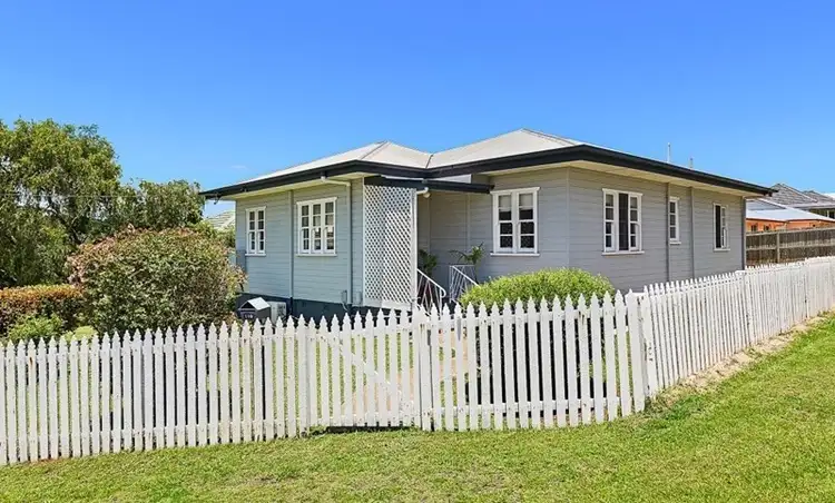 110 South Street, Centenary Heights QLD 4350