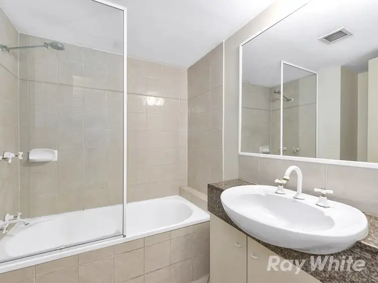 Sixth view of Homely apartment listing, 10/236 River Terrace, Kangaroo Point QLD 4169