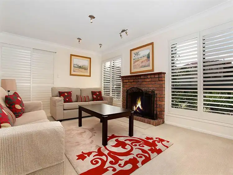 Fifth view of Homely house listing, 2 Bowman Place, Mount Ommaney QLD 4074