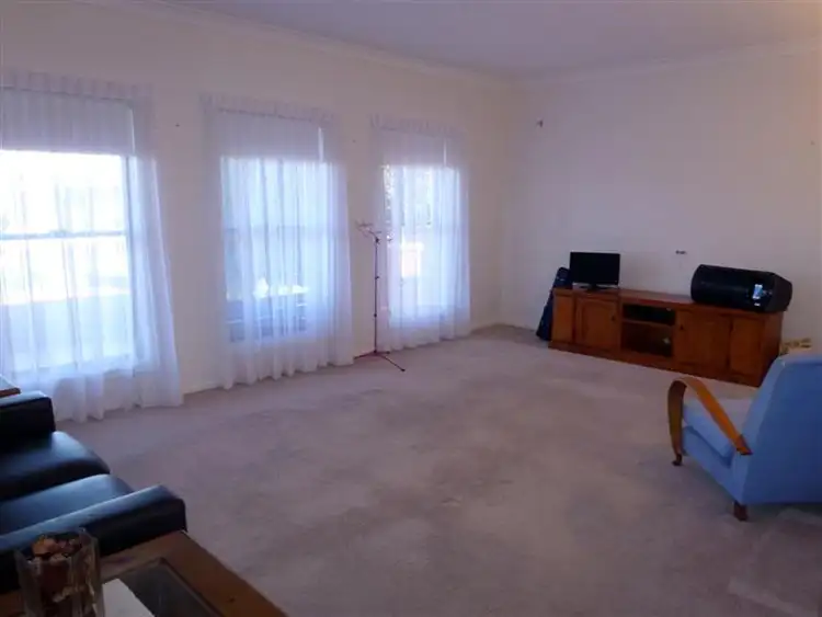 Fifth view of Homely house listing, 8 Lachlan Way, Dubbo NSW 2830