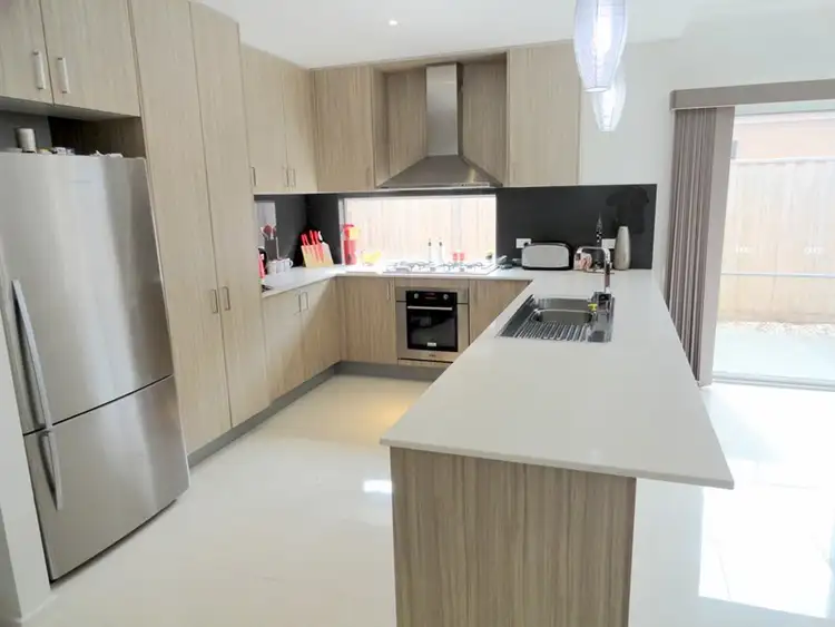 Fifth view of Homely house listing, 2 Poets Court, Mernda VIC 3754