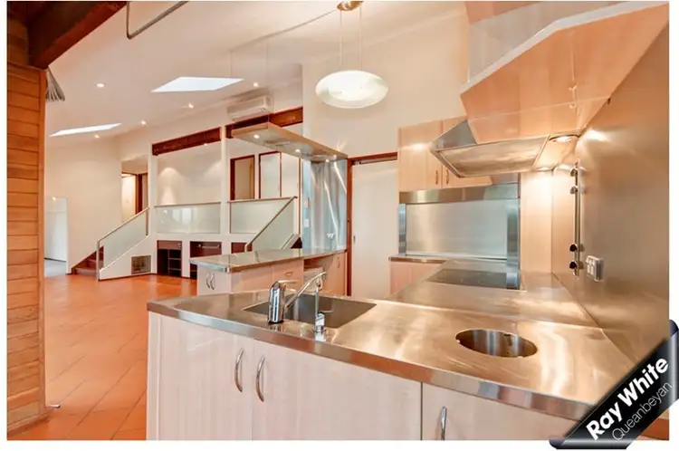 Fifth view of Homely house listing, 8 Camellia Place, Queanbeyan NSW 2620