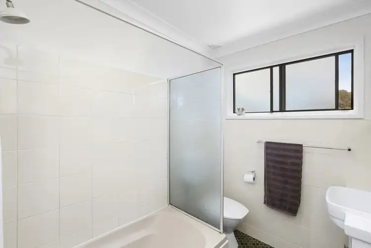 Seventh view of Homely house listing, 11 Windsor Road, Berkeley Vale NSW 2261