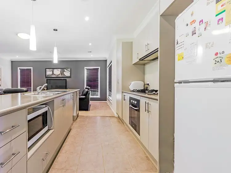 Sixth view of Homely house listing, 27 Eagleridge Promenade, Tarneit VIC 3029