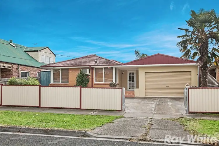 4 Casey Drive, Lalor VIC 3075