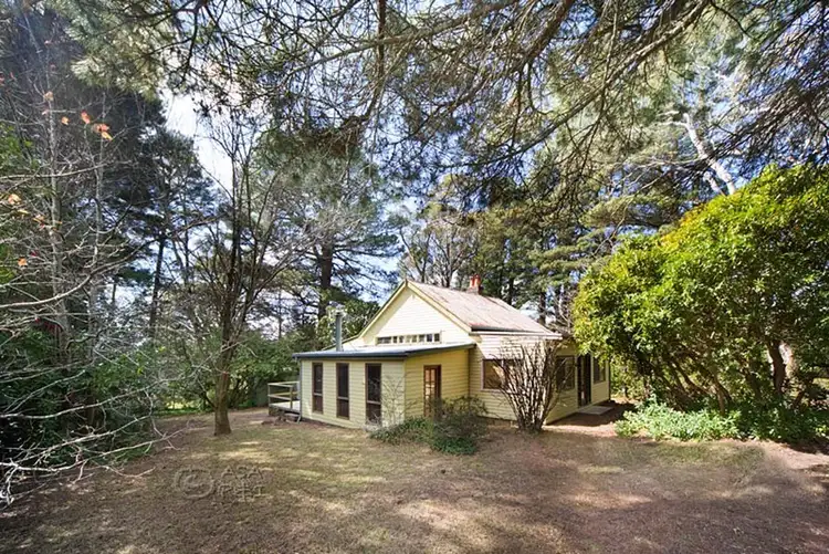 1-3 Staveley Parade, Blackheath NSW 2785