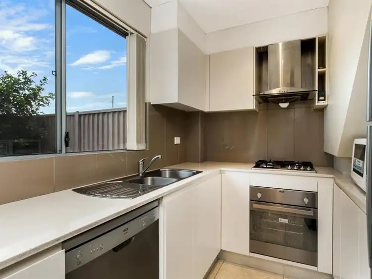 Third view of Homely townhouse listing, 3/5 Minneapolis Crescent, Maroubra NSW 2035