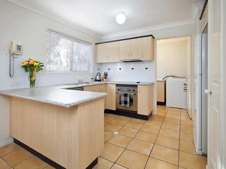 Sixth view of Homely townhouse listing, 2/960 Hamilton Road, McDowall QLD 4053