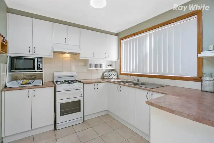 Fourth view of Homely house listing, 8 Joseph Court, Pakenham VIC 3810
