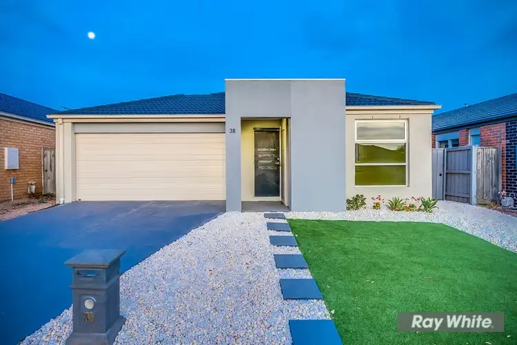38 Tyler Crescent, Tarneit VIC 3029