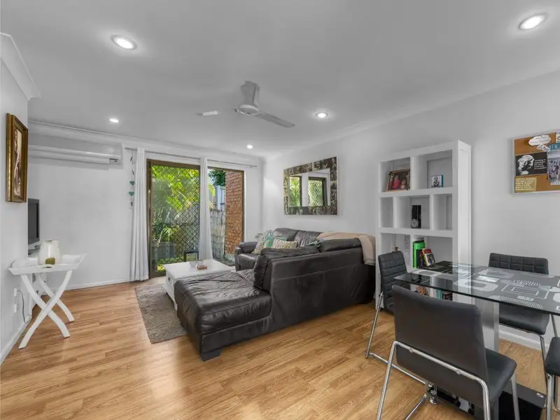 Main view of Homely unit listing, 1/50 Junction Road, Morningside QLD 4170