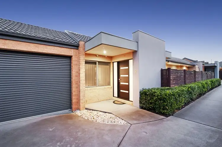 Main view of Homely unit listing, 2/28 Valetta Street, Carrum VIC 3197