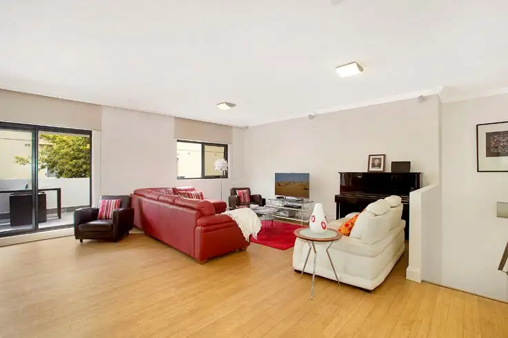 Third view of Homely apartment listing, 5/68a - 70 St Georges Crescent, Drummoyne NSW 2047