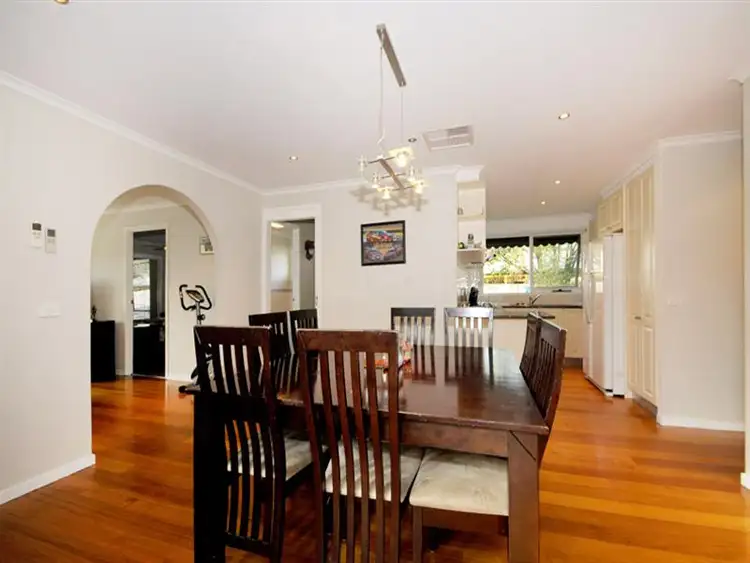 3 Elenya Court, Frankston VIC 3199